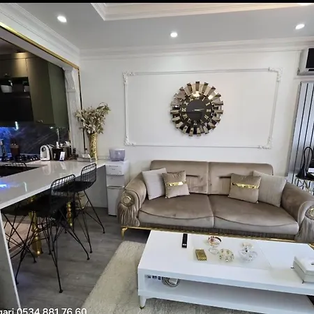 Mustafa Taner Apartment *